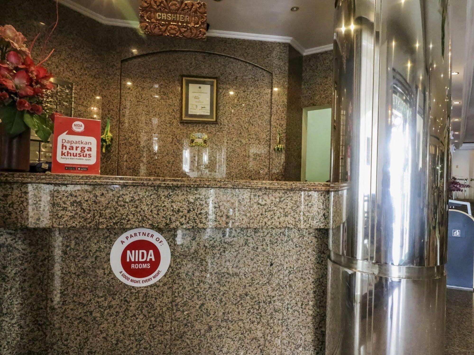 Hotel Yasmin Makassar Mitra Reddoorz Eksteriør bilde